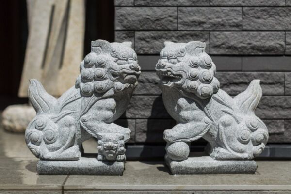 沼尾石材店:墓石と石材